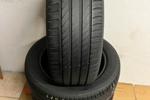 215/55 R17 KLEBER
