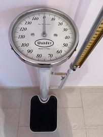 Bilancia professionale medica vintage