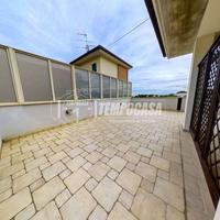 ATTICO CON TERRAZZO E GARAGE