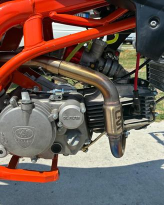 Motard 180 pit bike