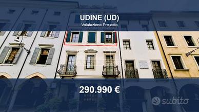 Immobile in asta di 163 m² con più di 5 locali a U