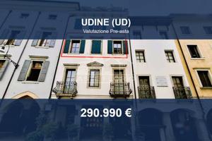 Immobile in asta di 163 m² con più di 5 locali a U