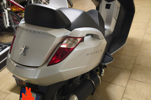 Peugeot satellis 400cc