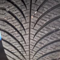 4 pneumatici goodyear