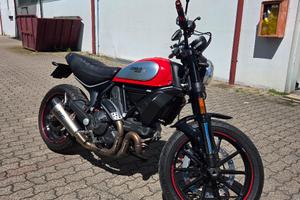 scrambler ducati 800