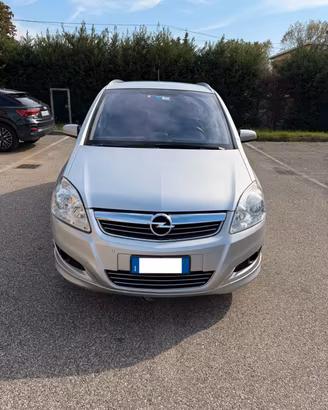 Opel Zafira 1.6 - 7 POSTI - NEOPATENTATI - 12 MESI
