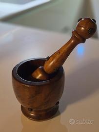 mortaio decorativo in legno