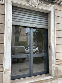 Bottega piano terra e magazzini piano interrato