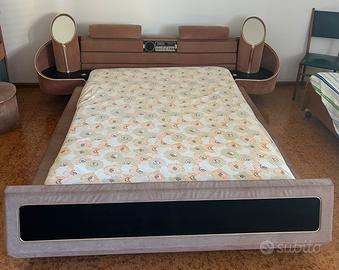 Camera da letto vintage anni ‘70/‘80