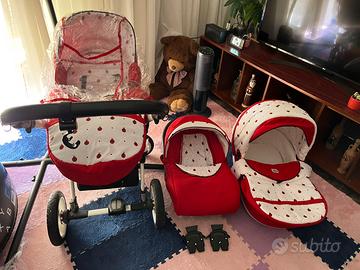 Trio Passeggino Carrozzina e Ovetto rosso Coccinel