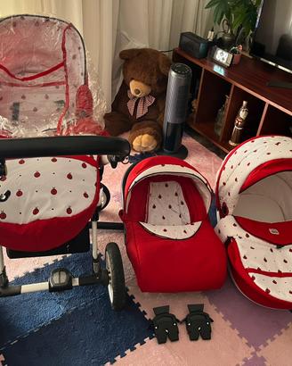 Trio Passeggino Carrozzina e Ovetto rosso Coccinel