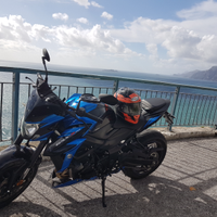 Suzuki gsxs-750