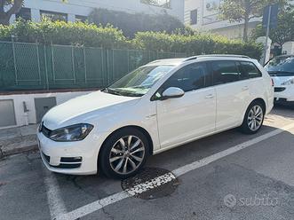 Volkswagen Golf Variant TGI metano/benzina
