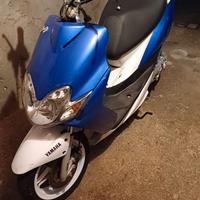 Motorino 50cc Yamaha Aerox
