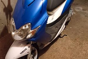 Motorino 50cc Yamaha Aerox