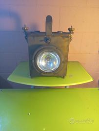 lanterna segnalazione navale