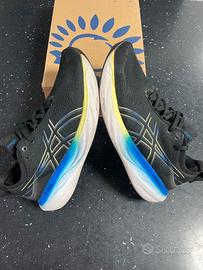 Scarpa running asics gel-nimbus 25