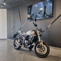 Voge Trofeo 300 acx scrambler