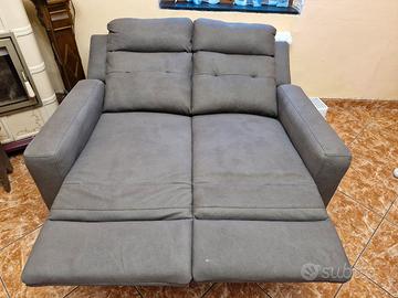 Divano 2 posti NUOVO reclinabile  Elettrico