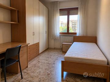 Stanza singola-Firenze Centro-disponibile