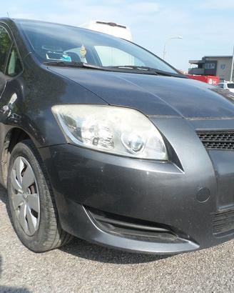 RICAMBI TOYOTA AURIS 1.3 VVT-I ANNO 2010
