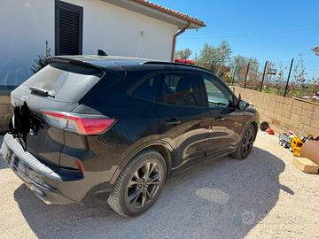 FORD KUGA ST LINE
