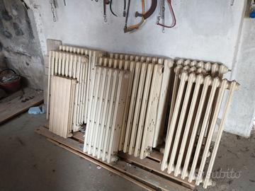 9 termosifoni in ghisa di varie dimensioni