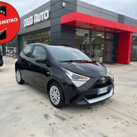 Toyota Aygo Connect 1.0 VVT-i 72 CV 5 porte x-play