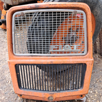 Trattore fiat 315 415 calandra muso usata
