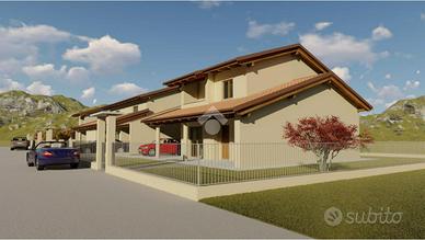 VILLA A SCHIERA CENTRALE A PIASCO