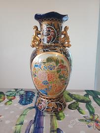 Vaso decorativo in stile Satsuma giapponese 