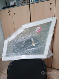 VETRO ANTERIORE DESTRO PER ALFA 159 ORIGINALE 6068