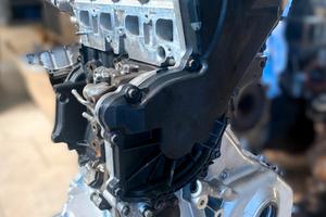 Motore revisionato Nissan Navarra 2.5d YD25