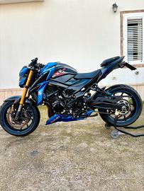 Suzuki gsx-s 750