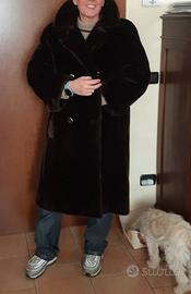 Pelliccia di castorino finto