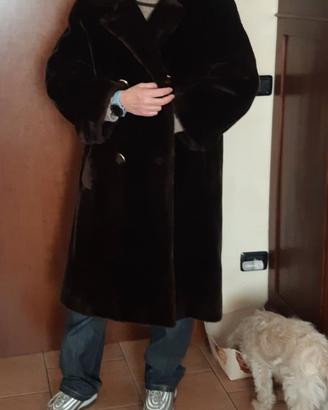 Pelliccia di castorino finto