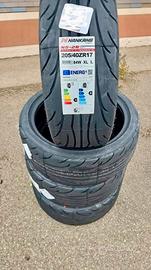 Gomme semislick NS-2R 205/40 R17
