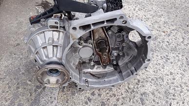 CAMBIO VOLKSWAGEN TOURAN 1,9 TDI CODICE JCX 5 MARC