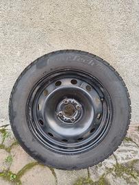 Pneumatici 4 stagioni Viking 195/60 R15 + cerchi