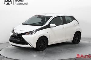 Toyota Aygo 5p 1.0 x-play tss m-mt