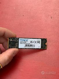 Integral SSD 128gb.