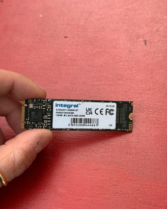 Integral SSD 128gb.