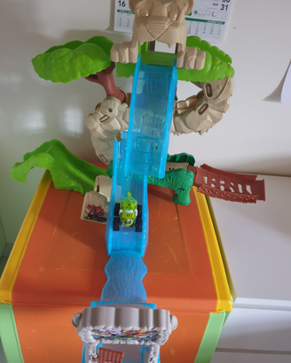 Isola degli animali playset pista macchine blaze