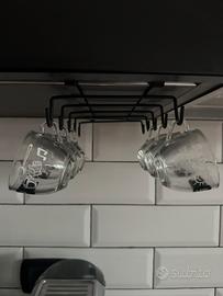 Porta tazzine sotto pensile