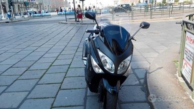 Yamaha T Max - 2008