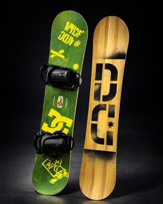 Tavola snowboard e attacchi