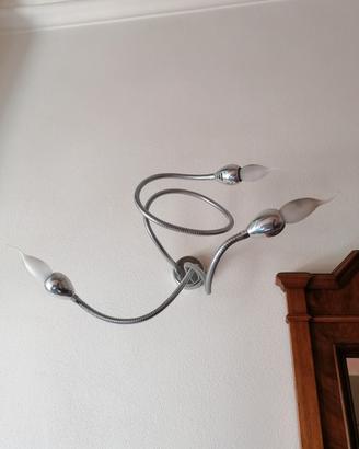 lampada con bracci flessibili