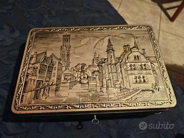 scatola in latta, vintage