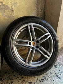 Cerchi originali perfetti da 19 per Porsche macan