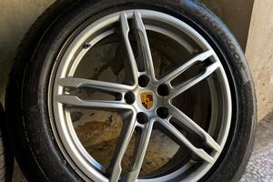 Cerchi originali perfetti da 19 per Porsche macan